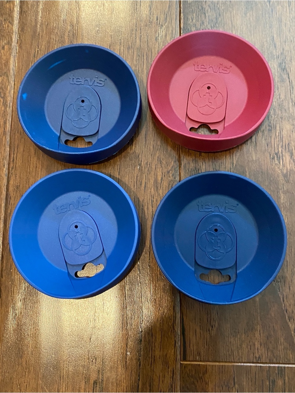3 Blue + 1 Red Tervis lids